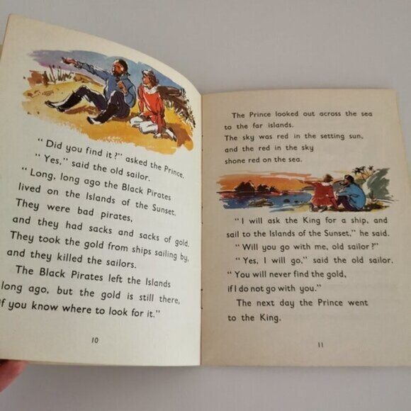 Islands of the Sunset by Sheila McCullagh Student Reader Book 1970s Pirates - Picture 8 of 8